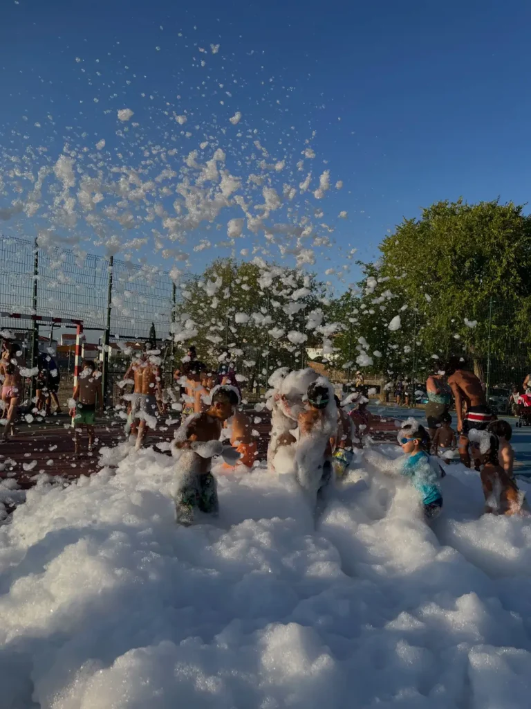 Fiestas de San Bernardo en Casas de Belvís (10)
